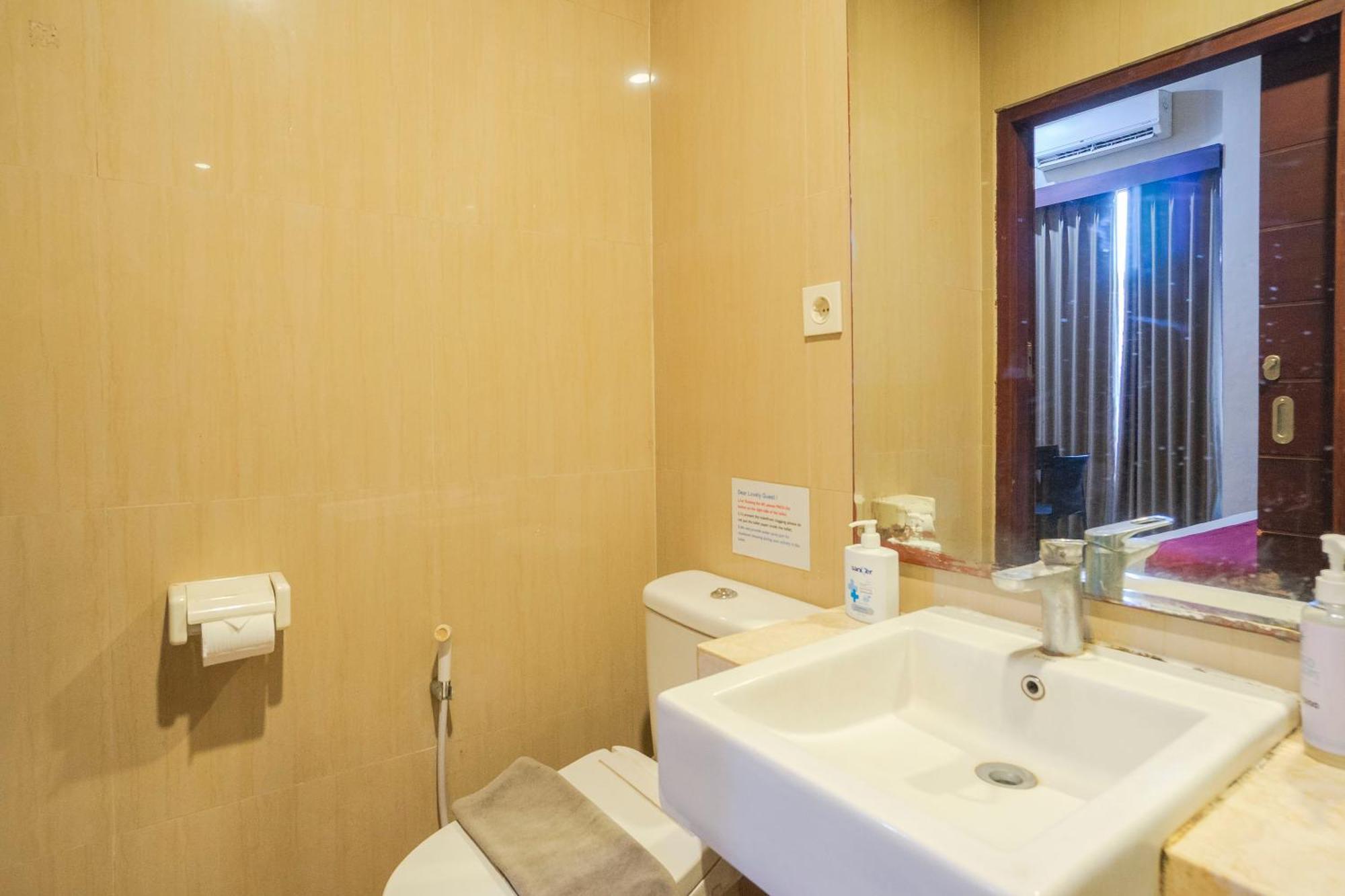 Hotel Akarsa Transit Sanur Exterior foto